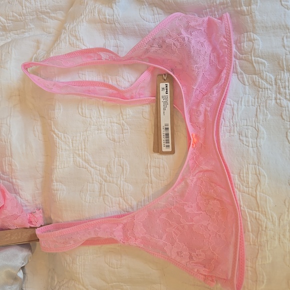 SKIMS stretch lace set - Picture 3 of 6